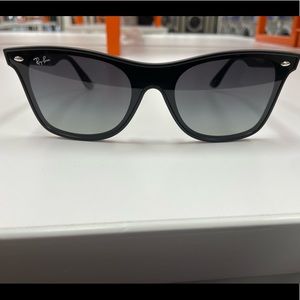Ray-Ban Flat Front Sunglasses